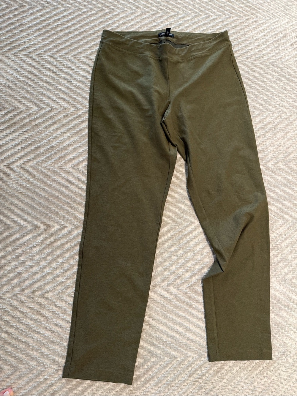 Eileen Fisher Olive Green straight leg slacks